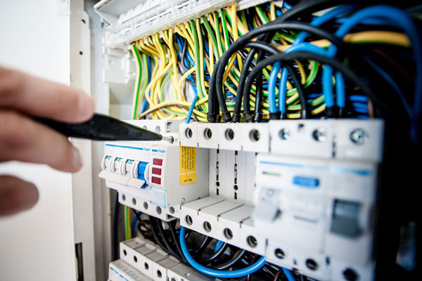 residential electr services.jpg